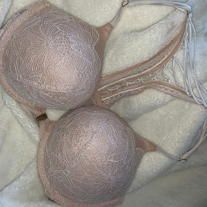🕊Victoria's Secret Bombshell Push Up Bra // 34C🕊